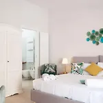 Casa Dafne Center